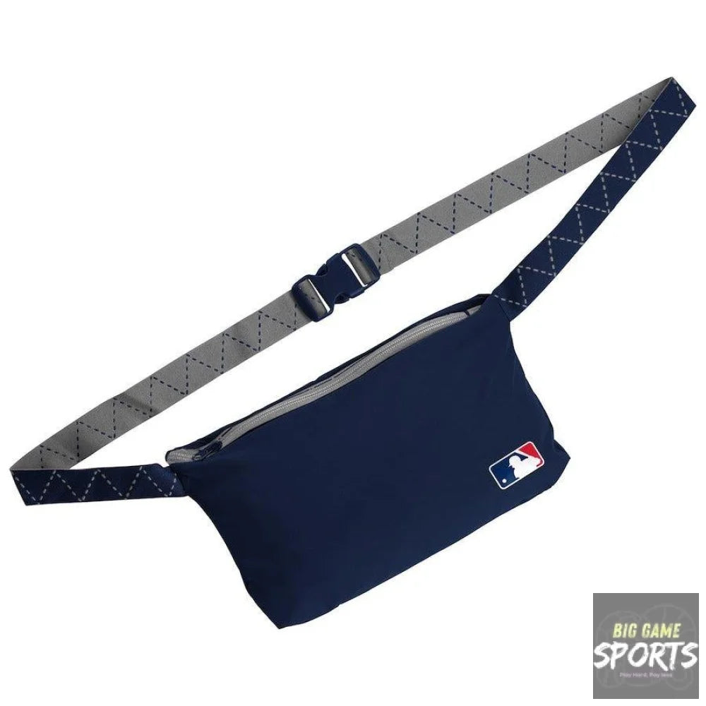 Fanatics New York Yankees Men’s Packable Lightweight Jacket - Jacket